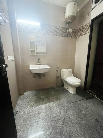 Bathroom in 2 BHK Builder Floor at Sector 46 – for Rent