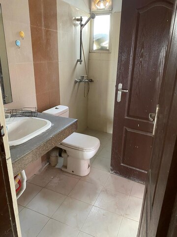 Bathroom in 3 BHK Apartment at Sushma Urban Views, Ghazipur – for Rent