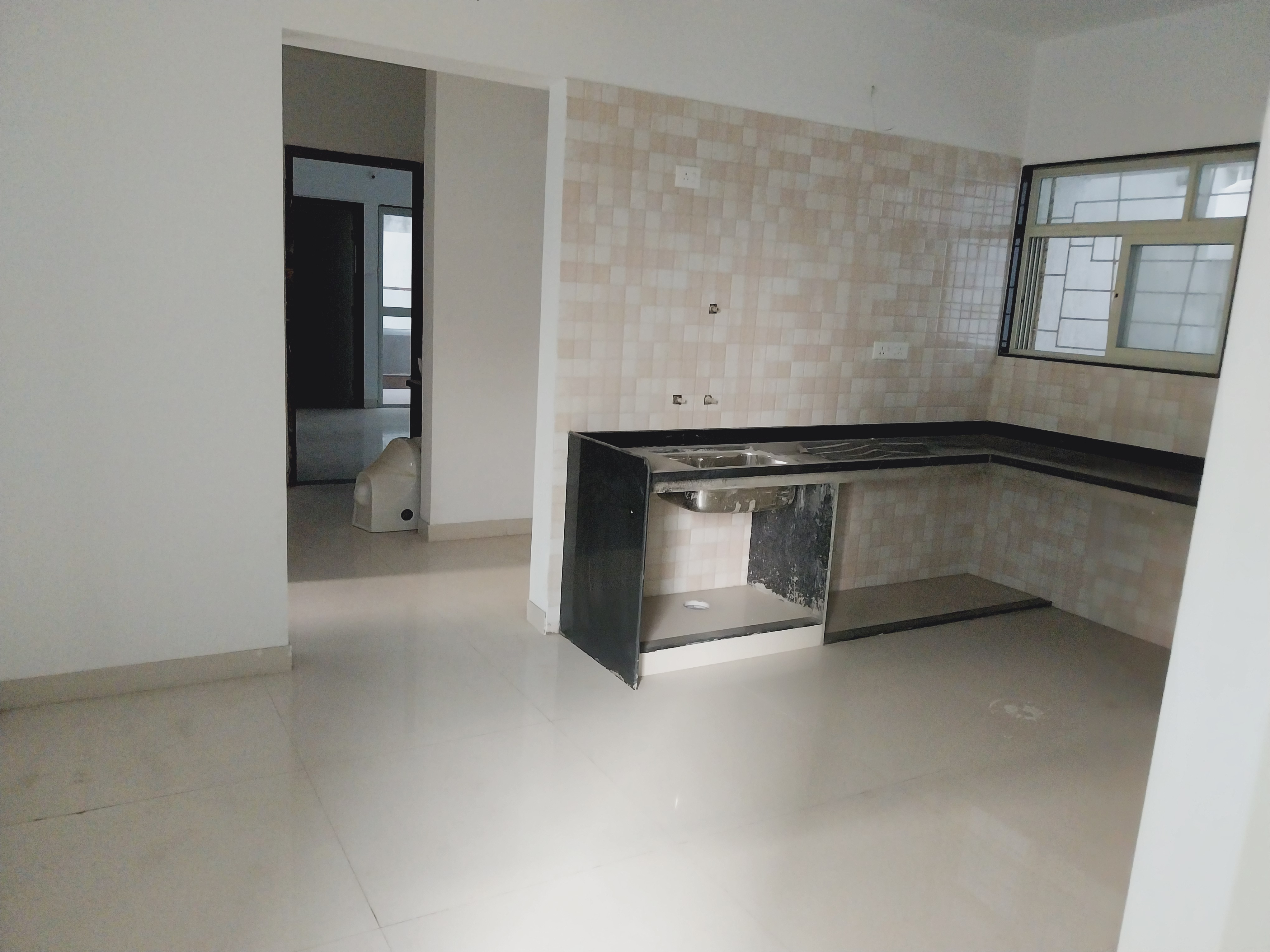 2 BHK Apartment For Sale in Pinnacle Neelanchal Phase 2