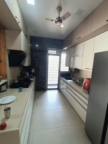 Kitchen in 3.5 BHK Apartment at Bhimjyani Verraton, Thane West – for Rent