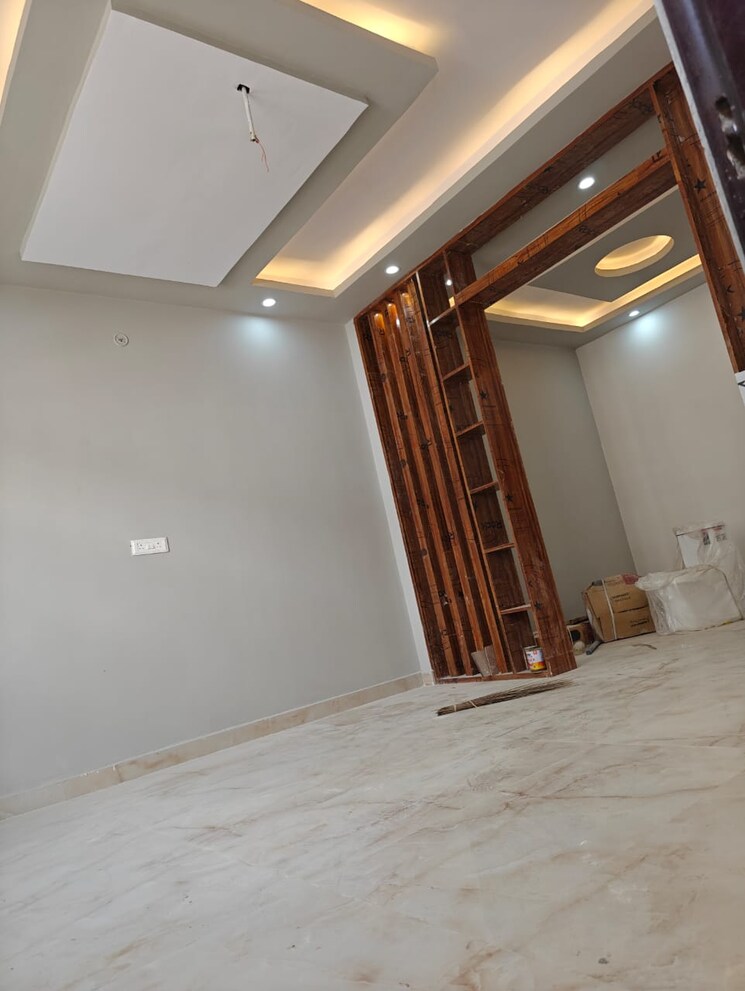 Room, indira nagar 2 Bedroom 1400 Sq.Ft. Independent House In Indira Nagar Lucknow 8175085