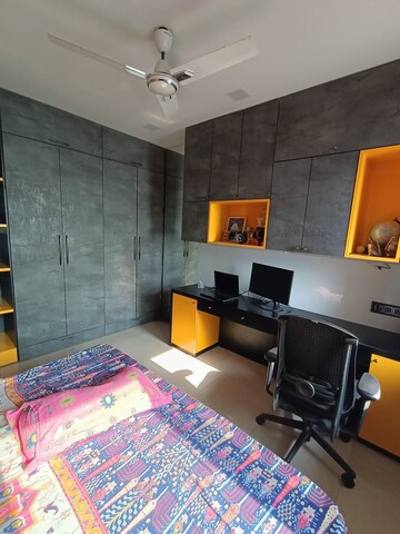 Bedroom in 3.5 BHK Apartment at Bhimjyani Verraton, Thane West – for Rent