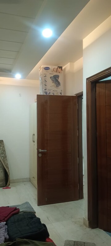Furnished Amenities in 3 BHK Independent House at Sector 15a – for Rent