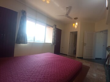Bedroom in 2 BHK Apartment at Hiranandani Avalon, Powai – for Rent