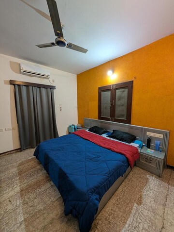 Bedroom in 4 BHK Independent House at Hsr Layout – for Rent