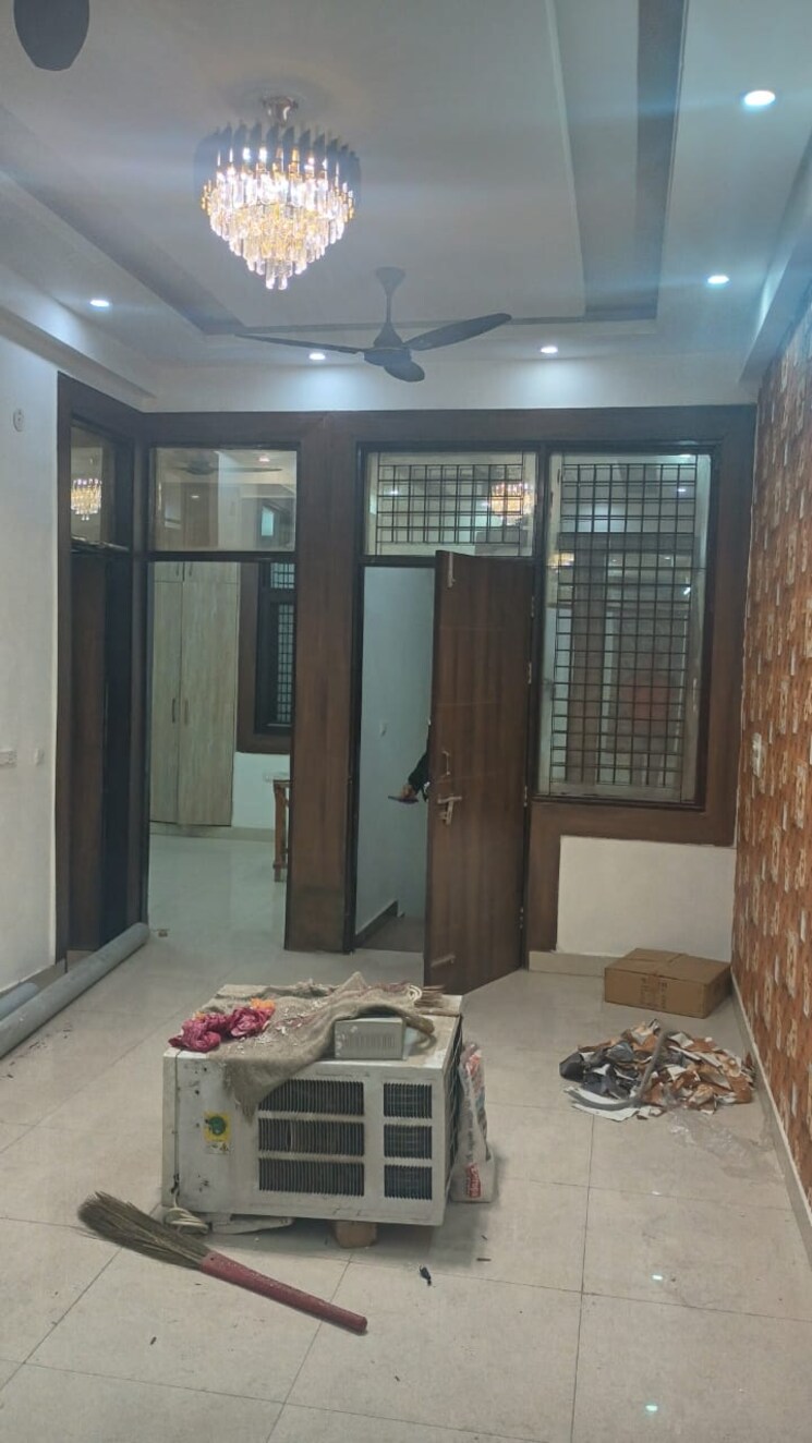 Living Room, pratap vihar 3 Bedroom 90 Sq.Mt. Builder Floor In Pratap Vihar Ghaziabad 8175280