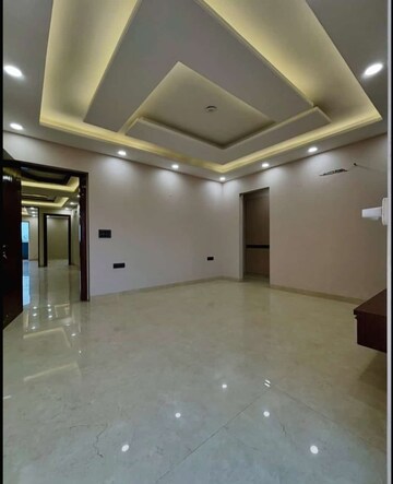 4 BHK Builder Floor For Sale in Srishti Greenfield Homes, Green Fields Colony
