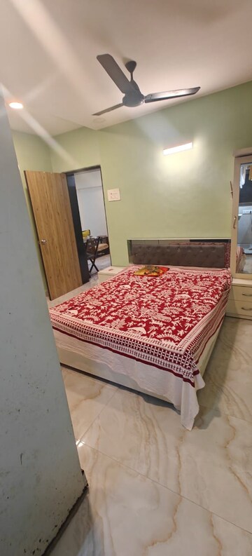 Bedroom in 1.5 BHK Apartment at Parijat Apartment Bandra, Bandra West – for Rent