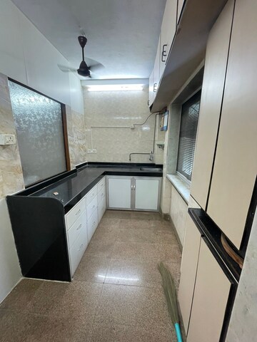 Kitchen in 1.5 BHK Apartment at Monisha CHS Bandra West, Bandra West – for Rent