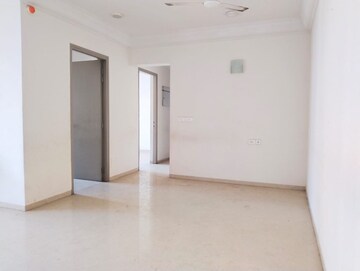 Room in 1 BHK Apartment at Hiranandani Fortune City, New Panvel – for Rent
