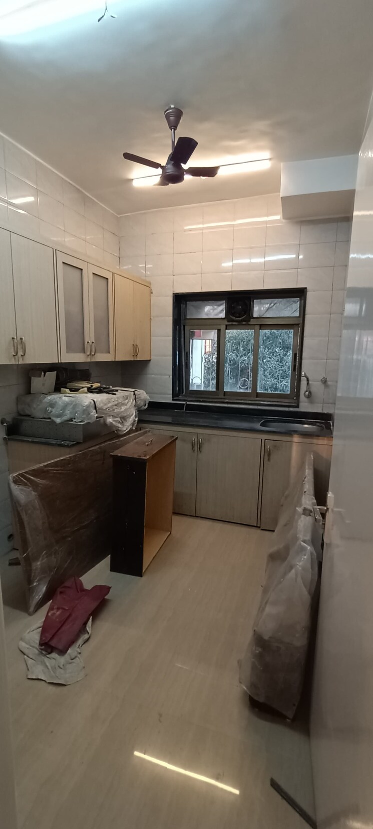 Kitchen, almeida-park 2 Bedroom 800 Sq.Ft. Apartment In Bandra West Mumbai 8175724