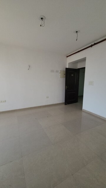 Room in 2 BHK Apartment at Aditya Luxuria Estate, Dasna – for Rent