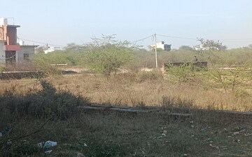 Plot For Sale in Jewar