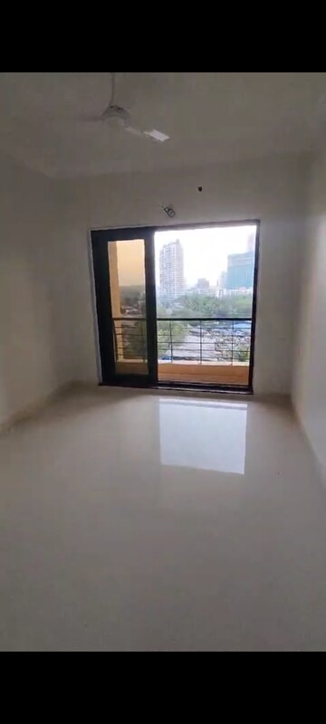 Room in 2 BHK Apartment at Gokuldham CHS Goregaon, Goregaon East – for Rent