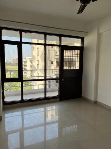 Room in 2 BHK Apartment at TDI City Kingsbury, Kundli – for Rent