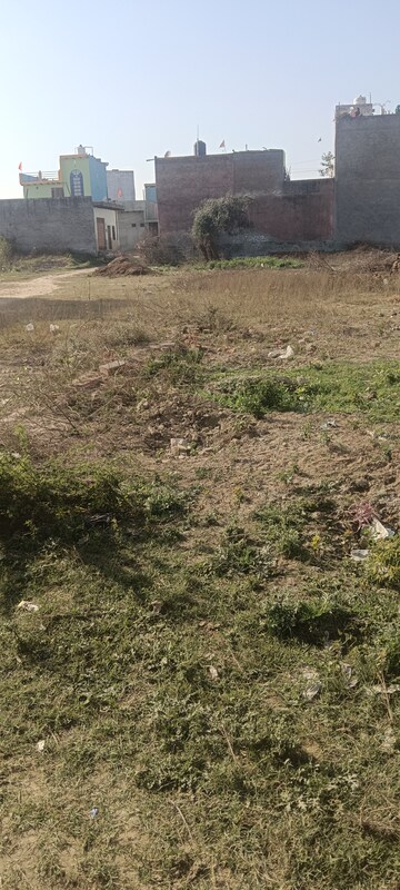  Plot For Sale in Jewar
