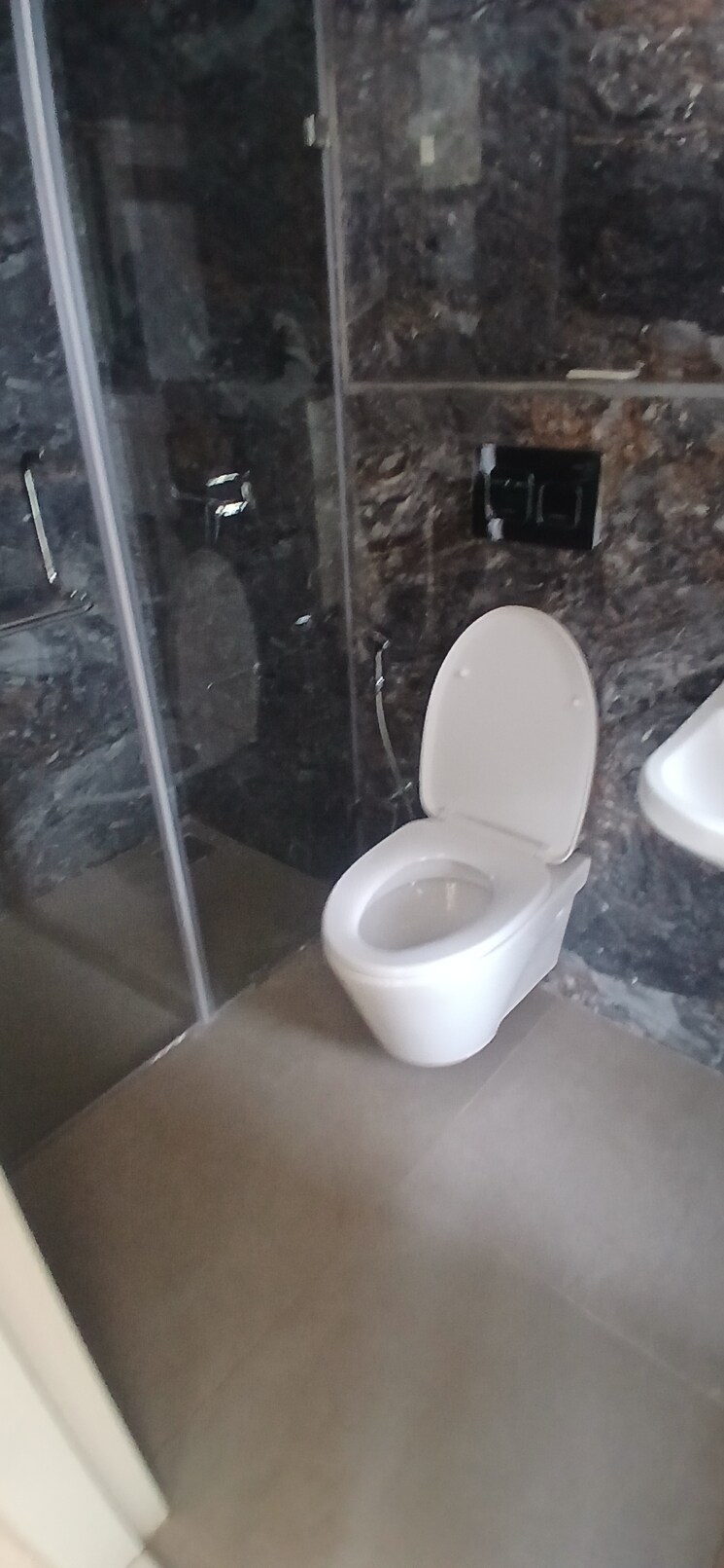 Bathroom, dosti-eastern-bay 2 Bedroom 559 Sq.Ft. Apartment In Wadala Mumbai 8175824