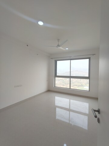 Bedroom in 3 BHK Apartment at Hiranandani Fortune City, New Panvel – for Rent