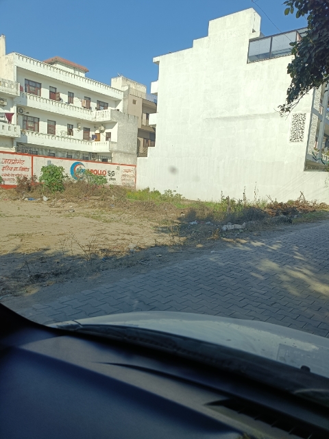 Plot For Sale in Owners 