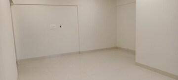 Room in 3 BHK Apartment at Hubtown Hillcrest, Andheri East – for Rent
