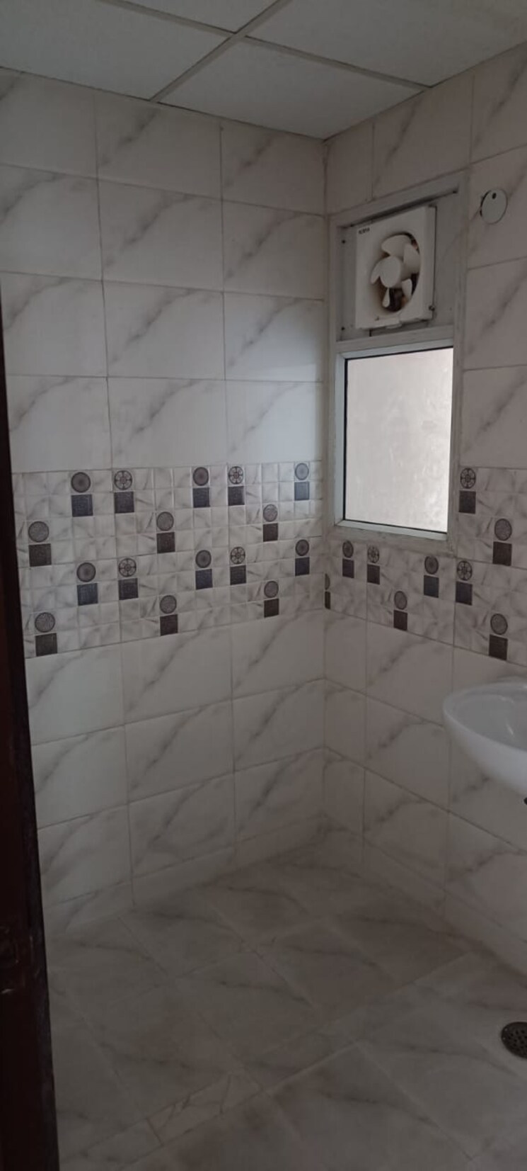 Bathroom, exotica-dreamville 3 Bedroom 1340 Sq.Ft. Apartment In Sector 16c Greater Noida Greater Noida 8175903