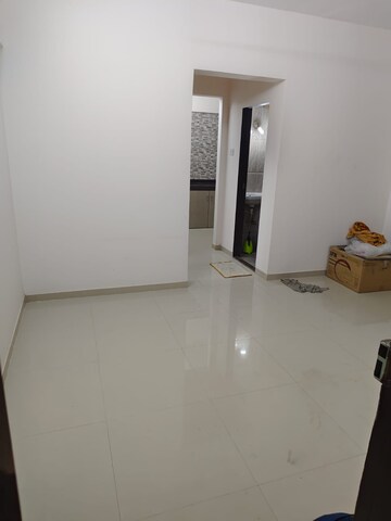 Room in 1 BHK Apartment at Lower Parel – for Rent