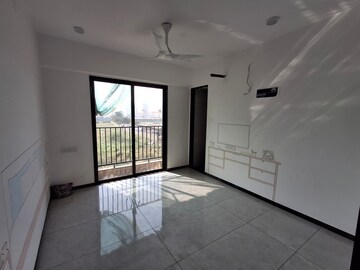 Room in 3 BHK Apartment at Sector 86 – for Rent