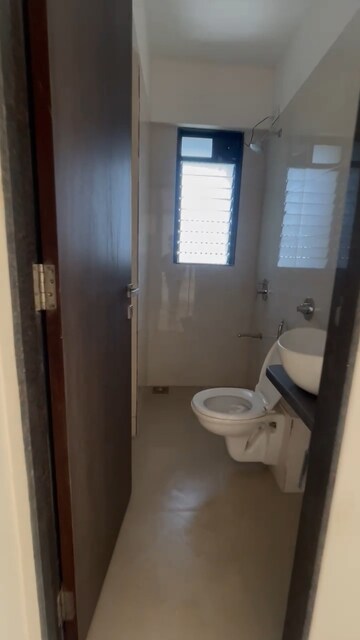 Bathroom in 4 BHK Apartment at Model Town, Andheri West – for Rent