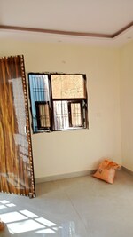 2 BHK + Servant Room 50 Sq.Yd. Builder Floor in Burari