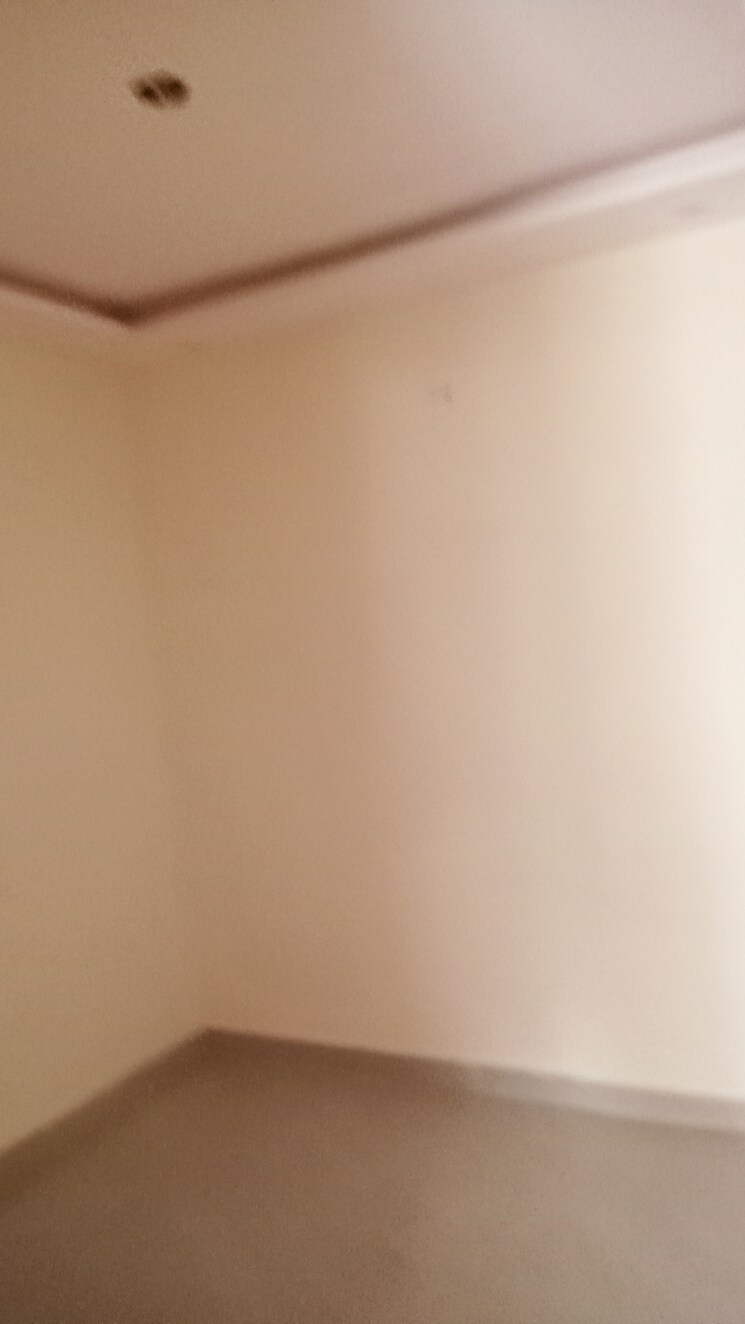 Room, burari 2 Bedroom 50 Sq.Yd. Builder Floor In Burari Delhi 8176095