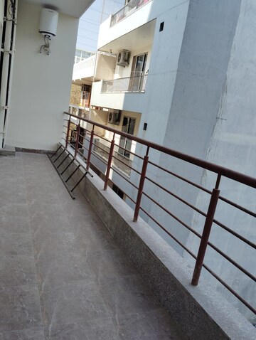 Balcony in 6+ BHK Independent House at Sector 38 – for Rent