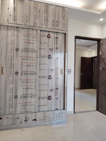 Floor Plan in 6+ BHK Independent House at Sector 38 – for Rent
