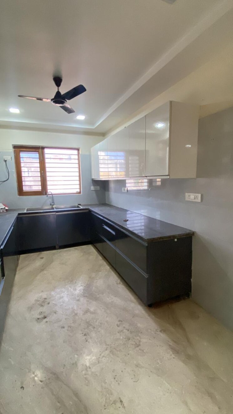 Kitchen, sector 21d 3 Bedroom 3120 Sq.Ft. Independent House In Sector 21d Faridabad 8176128