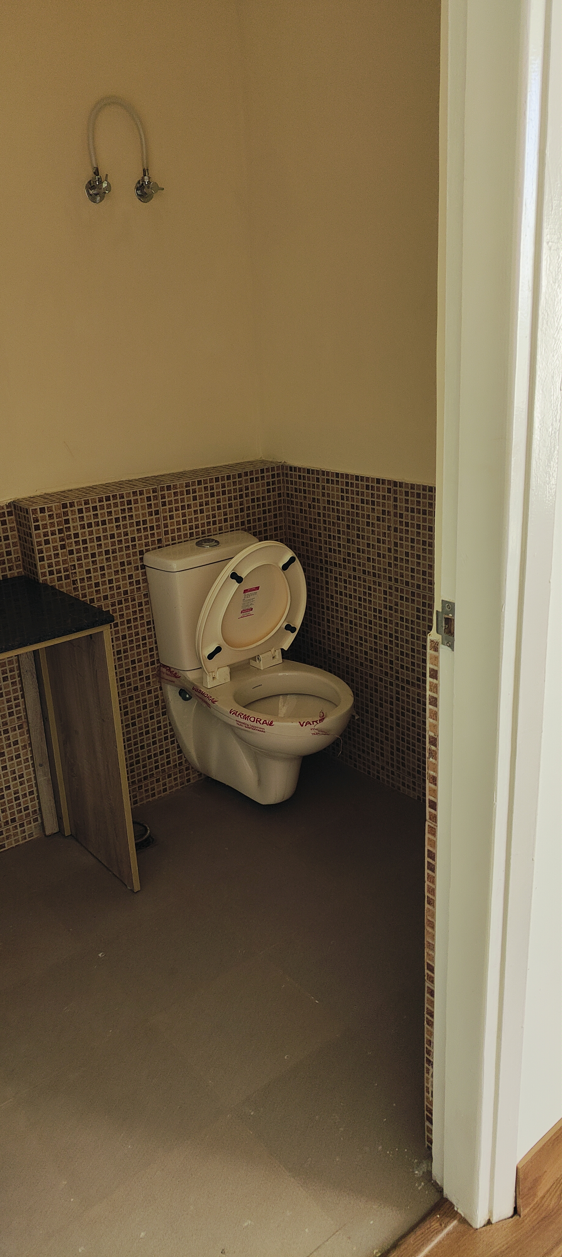 3 BHK + Servant Room Apartment For Sale in Silverglades The Melia