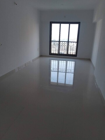 Room in 3 BHK Apartment at Rajesh White City, Kandivali East – for Sale