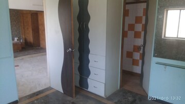 Building Lobby in 2 BHK Apartment at Abhishek Apartment Andheri West, Andheri West – for Rent