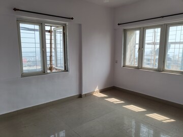 Room in 2 BHK Apartment at Royal Palms Ruby Isle Apartment, Goregaon East – for Rent