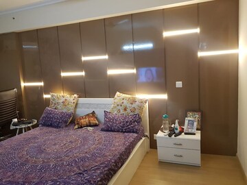 Bedroom in 3 BHK Apartment at DLF The Skycourt, Sector 86 – for Sale