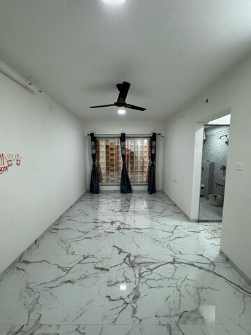Room in 1 BHK Apartment at Star Sayba Residency, Kurla East – for Sale
