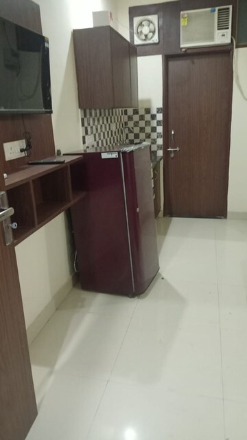 Furnished Amenities in 1 RK Apartment at Sector 40 – for Rent