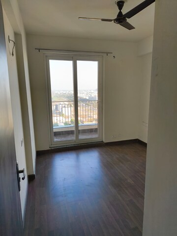 Room in 2 BHK Builder Floor at BPTP Discovery Park, Sector 80 – for Rent