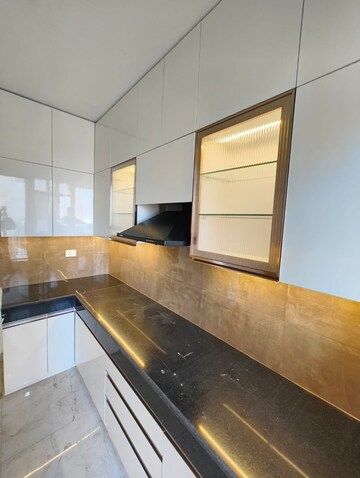 Kitchen in 2 BHK Builder Floor at BPTP Discovery Park, Sector 80 – for Rent