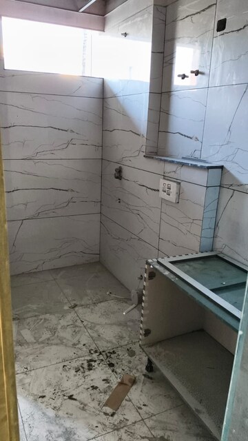 Bathroom in 2 BHK Builder Floor at Nirvana Courtyard, Sector 50 – for Rent
