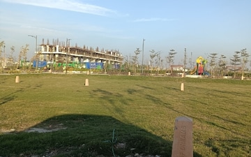 Plot For Sale in Sector 36