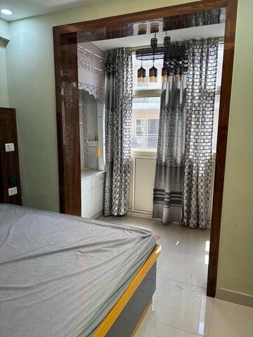 Room in 2 BHK Apartment at Adore Happy Homes, Sector 86 – for Rent