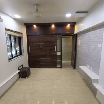 Room in 3 BHK Apartment at Royal Palms, Goregaon East – for Rent
