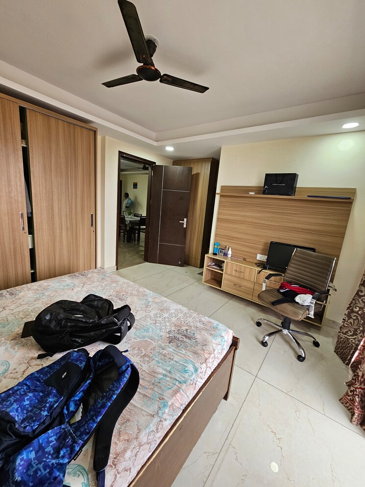 Bedroom, sector 23 3 Bedroom 2344 Sq.Ft. Builder Floor In Sector 23 Gurgaon 8176503