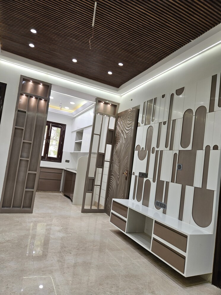 Living Room, ashok vihar 3 Bedroom 1250 Sq.Ft. Builder Floor In Ashok Vihar Delhi 8176508