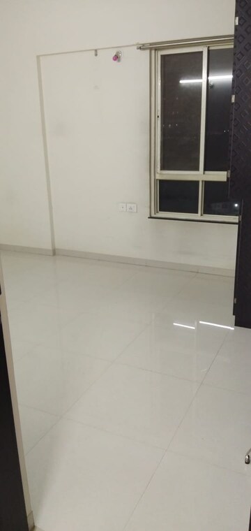 Room in 2 BHK Apartment at Acropolis Purple Nine Hills, Kondhwa – for Rent