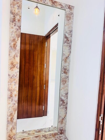 Furnished Amenities in 2 BHK Builder Floor at Sector 23 Dwarka – for Rent